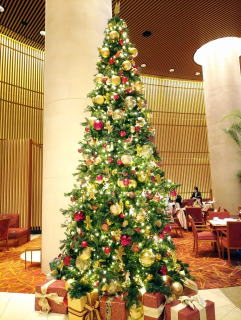 「ザ・ペニンシュラ東京」クリスマスツリー