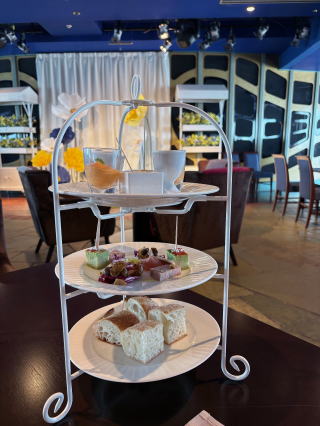 東京ドームホテル スカイラウンジ&ダイニング「アーティスト カフェ」